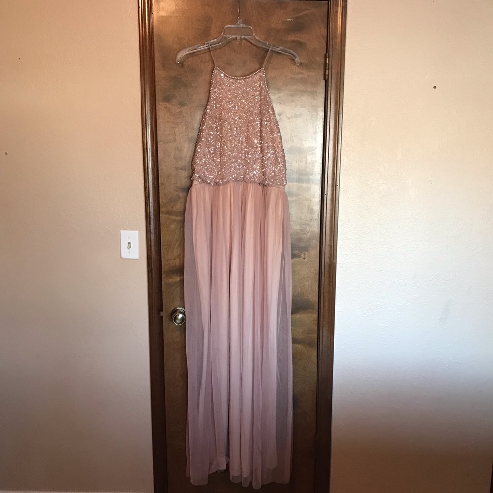 GORGEOUS Adrianna Papell Formal Dress in Rose Gold